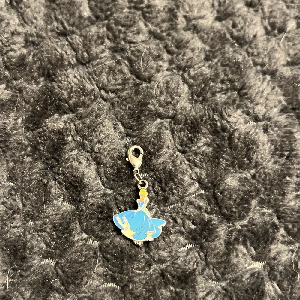 Like new Disney Cinderella charm for bracelet
